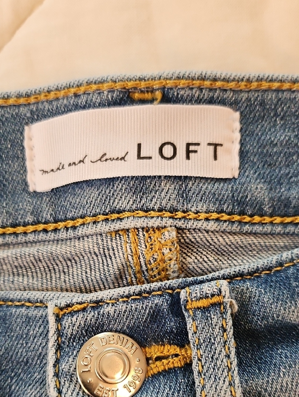 LOFT Kick Crop Jeans- Size 24 - Picture 6 of 7